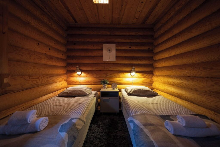 Room 2, Varpunen - Peaceful 2BR Cabin in Ruka, Northern Ostrobothnia