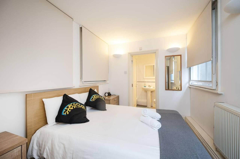 Room 3, Apartment Sleeps 4 With Wifi, London