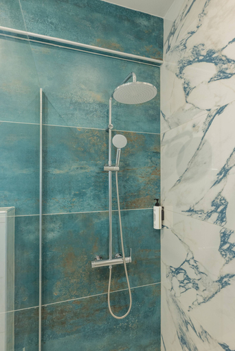 Bathroom 4, Pefko Azure, Central Macedonia