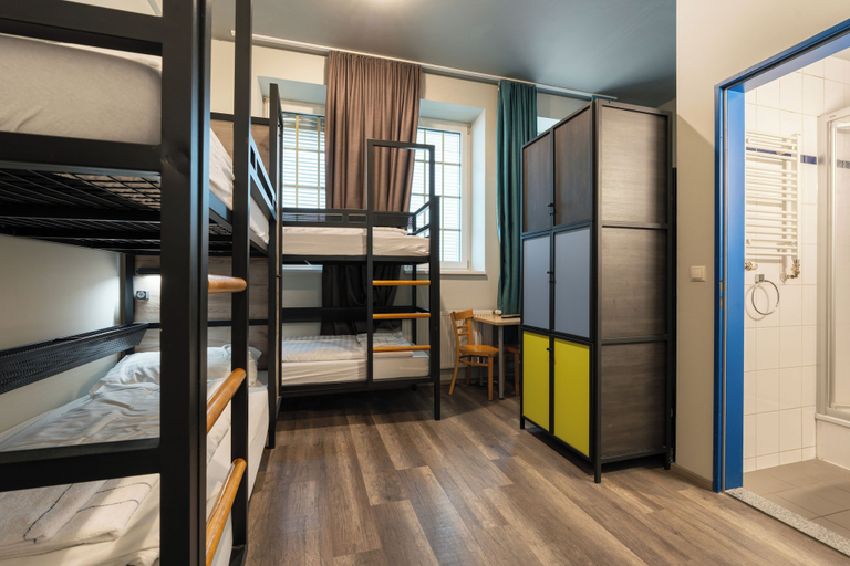 Bedroom 3, a&o Salzburg Hauptbahnhof - Hostel, Salzburg