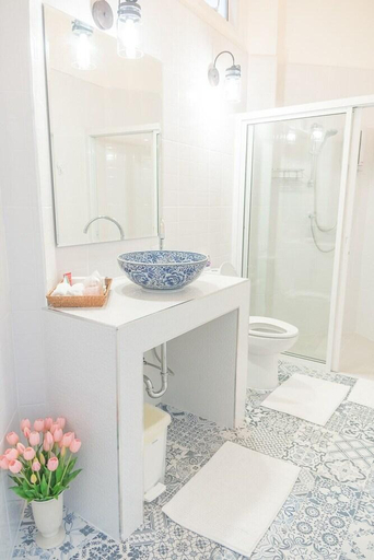 Bathroom 3, 프림의 코티지, Khao Kho