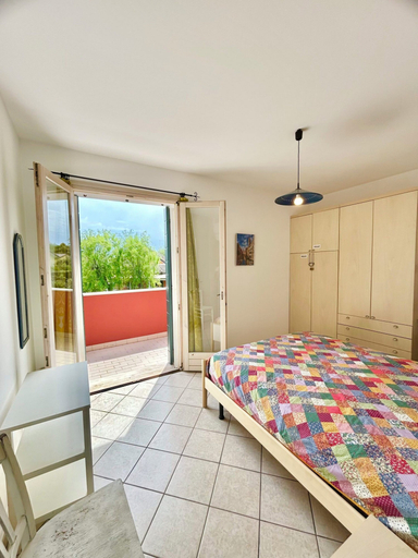 Room 2, Coastal Villa Just Steps From Capo Nord Beach, Rovigo
