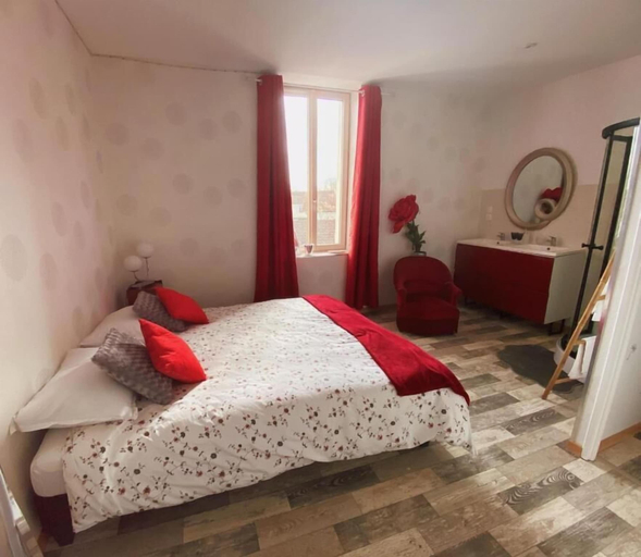 Room 1, Chapeau Claque Cabaret, Saône-et-Loire