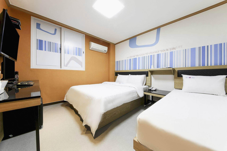 Bedroom 3, Gildong Love is, Gandong