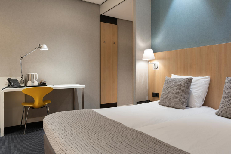Bedroom 3, Mercure Hotel Schiphol Terminal, Haarlemmermeer