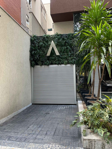 Others 2, Lockings Lourdes 12, Belo Horizonte