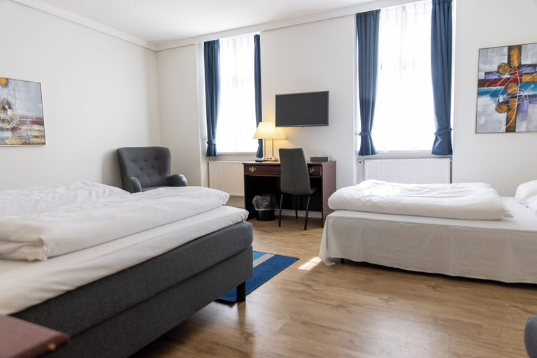 Bedroom 3, Hotel Phønix, Aalborg