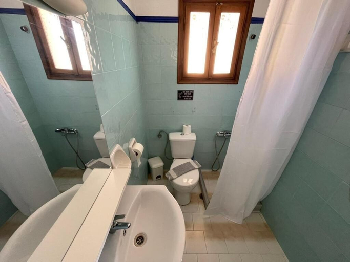 Bathroom 2, Nikiana Vista Mare, Ionian Islands