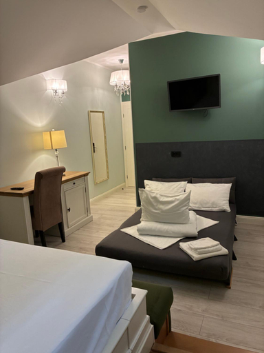 Bedroom 5, Casa Del Sole, Alba Iulia