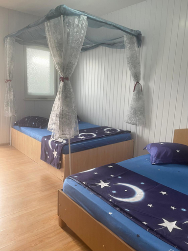 Others 2, Casa Family, Tuzla