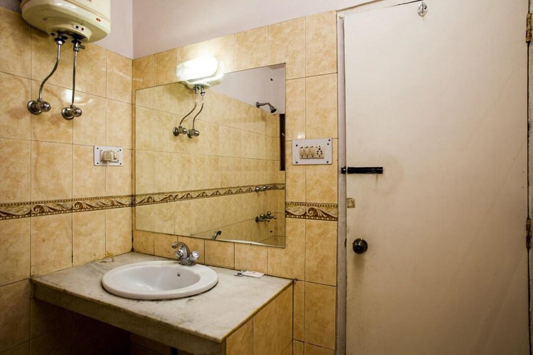 Others 3, Hotel Crystal Palace, Shimla