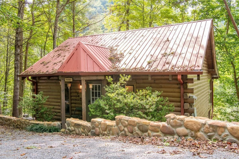 Exterior 3, Manna, Blount