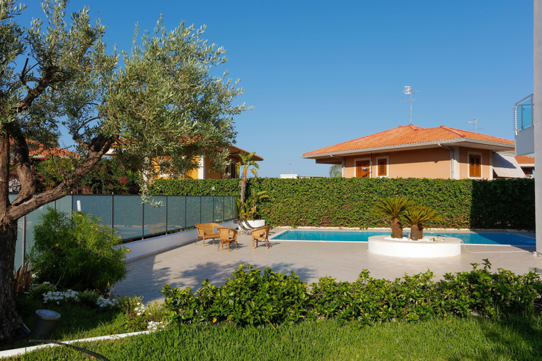 Sport & Beauty 4, Path House by Wonderful Italy, Catania