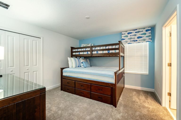 Room 5, 4312-Prologue, Osceola