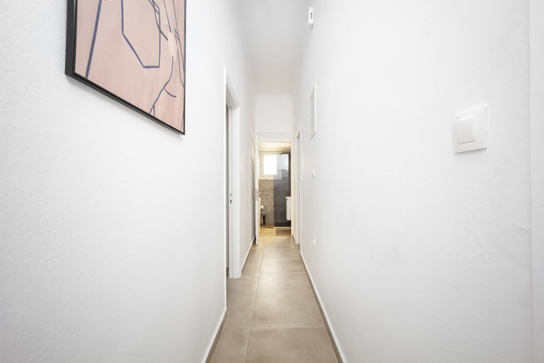 Interior 3, Bright Cozy 2BR l Balcony & Work Corner, Attica