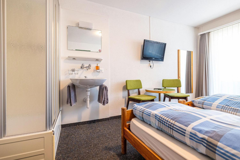 Others 4, Hotel Haus am Wald, Plessur