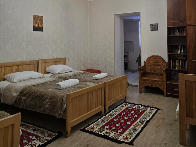 Bedroom 2, Ailama Guesthouse, Mestia