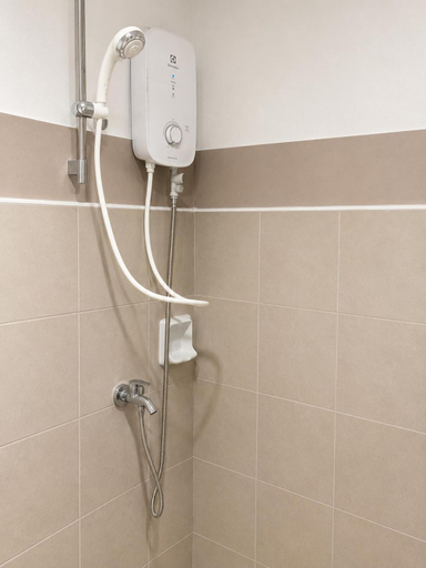 Bathroom, 11F Migas Haven @ Sunvida Tower across SM City, Cebu City