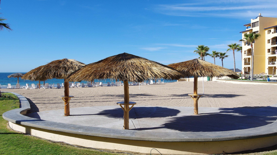 Beach 2, Renovated 2br/2ba Ocean View Retreat on Sandy Beach, Puerto Peñasco