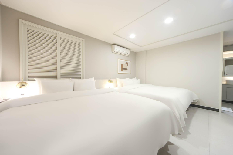 Bedroom 3, No. 25 Gyeongju Bulguksa Branch, Gyeongju
