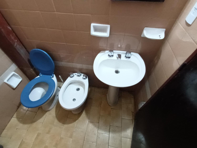 Bathroom 5, Hospedaje Alicia, Capital