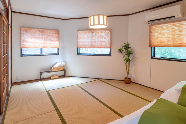 Bedroom 2, Tino Tamatsukuri House, Osaka
