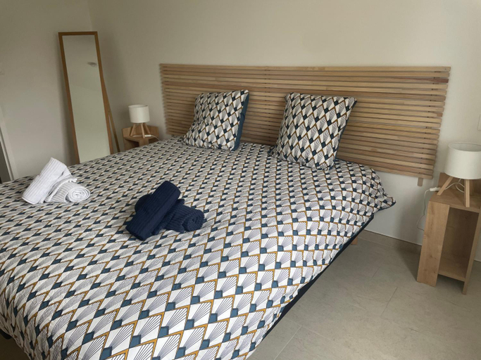 Bedroom 2, Chambre d’hote Chancelier Guerin, Oise