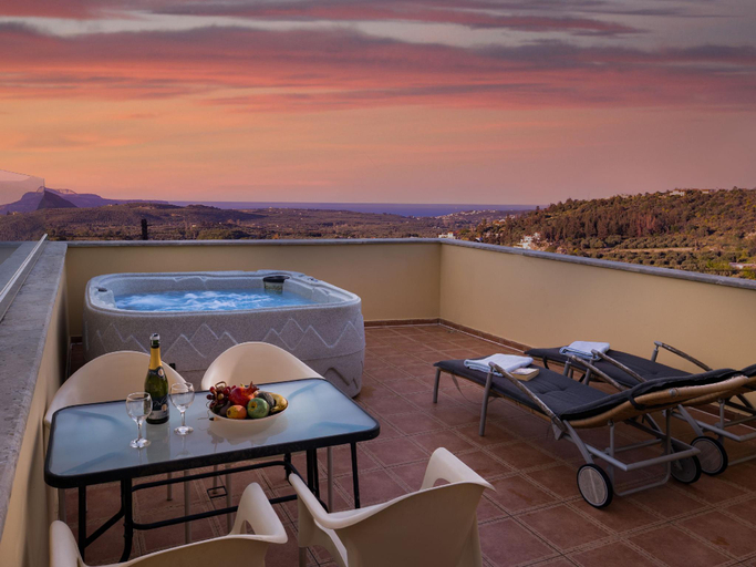 1, Villa Erontas / mini pool and heated jacuzzi, Crete