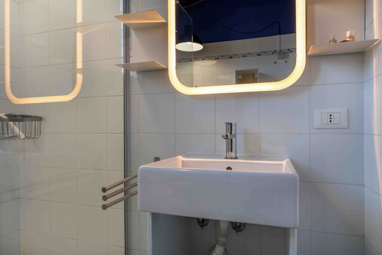 Bathroom 3, Solemar Sicilia - Casa Ernesto, Palermo