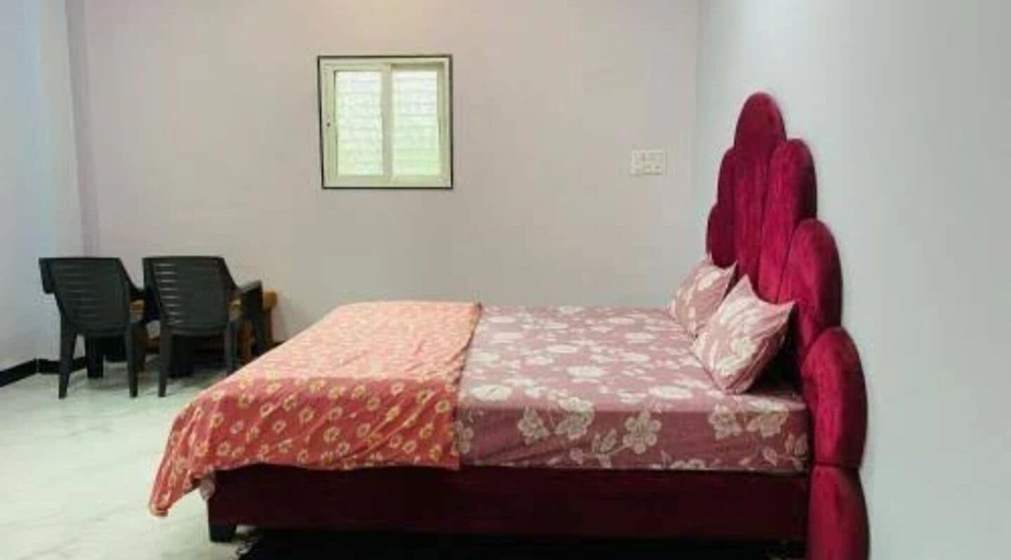 Room 3, Hotel Sagar, Dhar