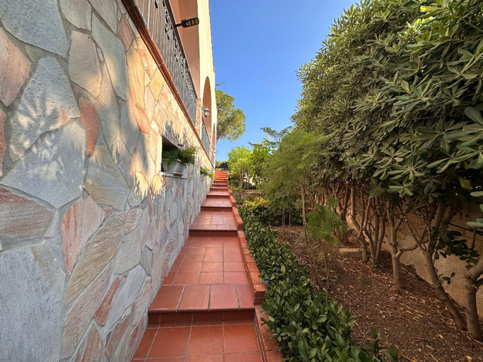 3, Rock Garden Villa in Isola, Syracuse