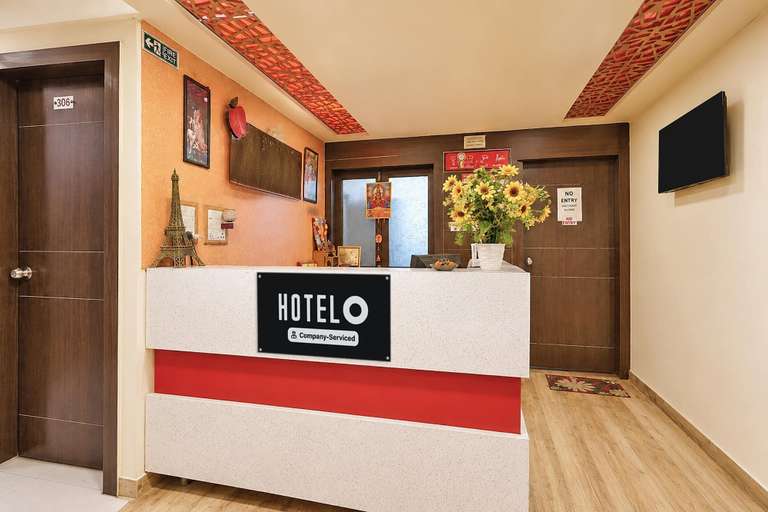 Reception 2, Classic Red Apple, Ahmadabad