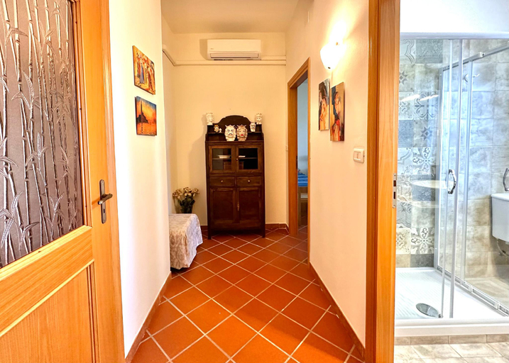 4, Rock Garden Villa in Isola, Syracuse