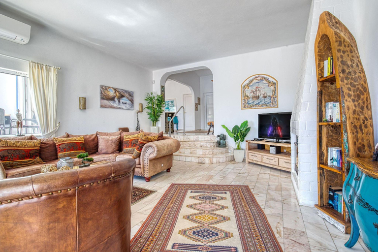 4, Casa Beatriz · Magnificent Villa just a few steps, Lagoa