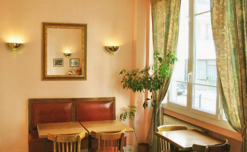 Others 2, Hotel Avenir Jonquiere, Paris