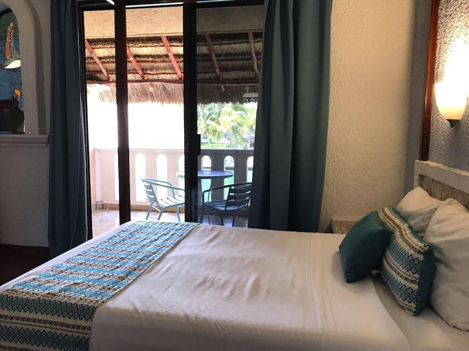 Bedroom 2, Chez Waffle Hotel, Cozumel