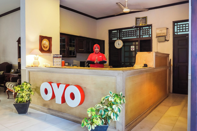 Reception 4, Hotel O near Pantai Padang formerly Bou, Padang
