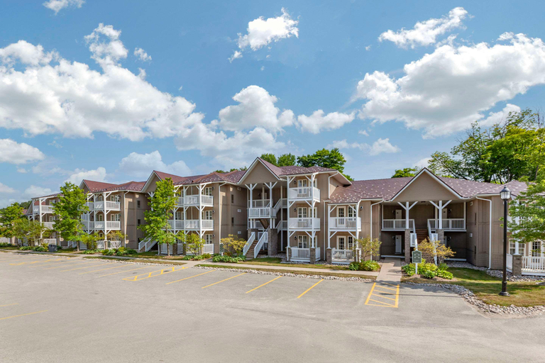 Exterior & Views 5, Carriage Ridge Resort, Ascend Hotel Collection, Simcoe