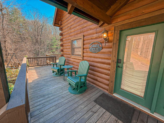 Others 5, Dream Mountain Lodge, Ashe