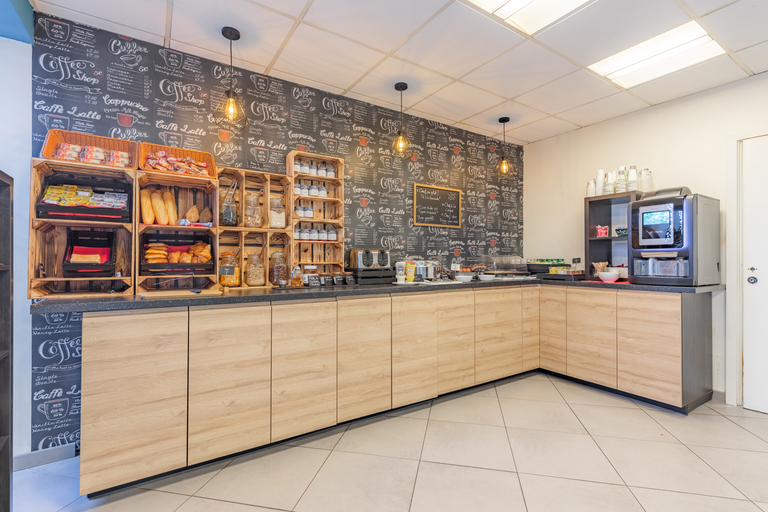 Food & Drinks 5, Appart'City Classic Arlon Porte du Luxembourg, Luxembourg