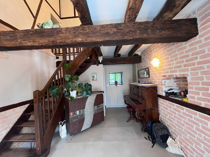 Room 2, La Toscane Country Villa Pool Sleeps 10, Tarn