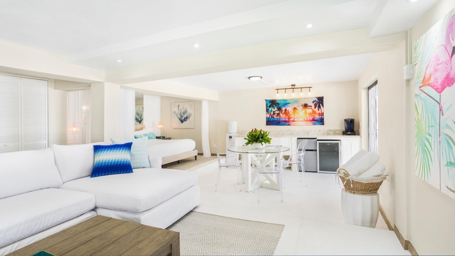 Bedroom 3, Sandcastle Beach House