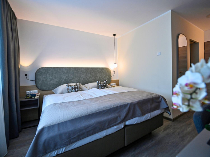 Bedroom, Kolping Gastehaus, Klagenfurt