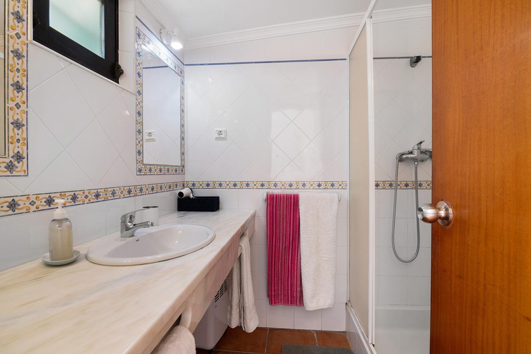Bathroom 4, Lotus Villa, Albufeira, Albufeira