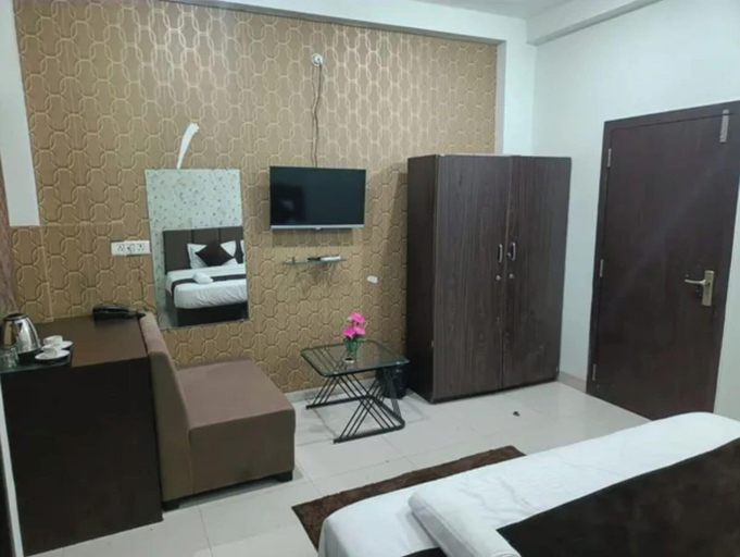 Room 3, Fabhotel Shree, Indore