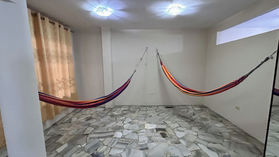 Living area 5, NCG SUITE ATARAZANA, Guayaquil