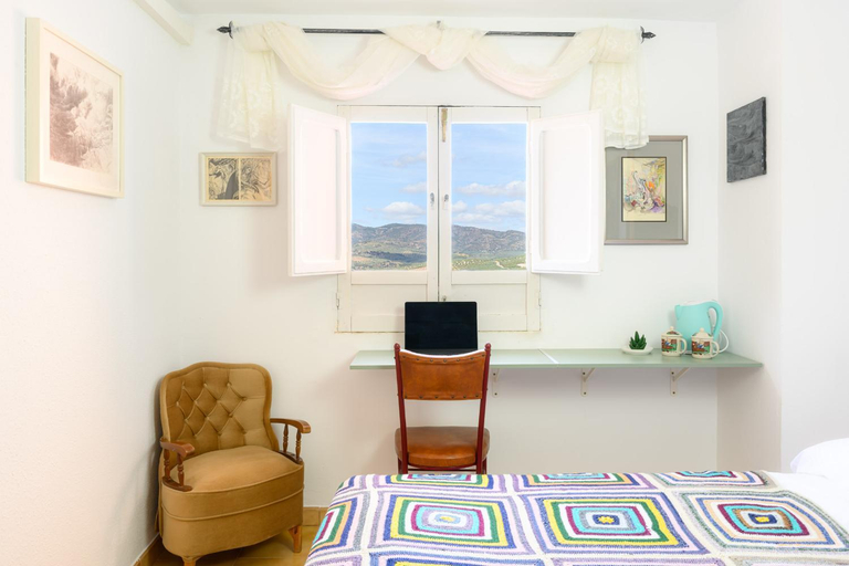 Bedroom 3, AstArte Guesthouse, Jaén