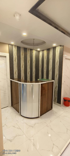 Lobby 5, Deluxe Marquis Street BK International, Kolkata