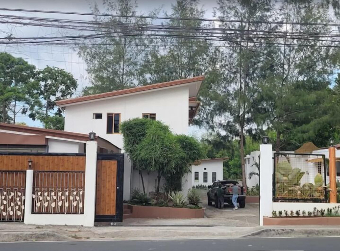 Exterior 3, Alu Garden, Amadeo