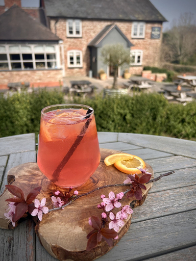 Food & Drinks 5, The Baiting House and Lodges, Herefordshire